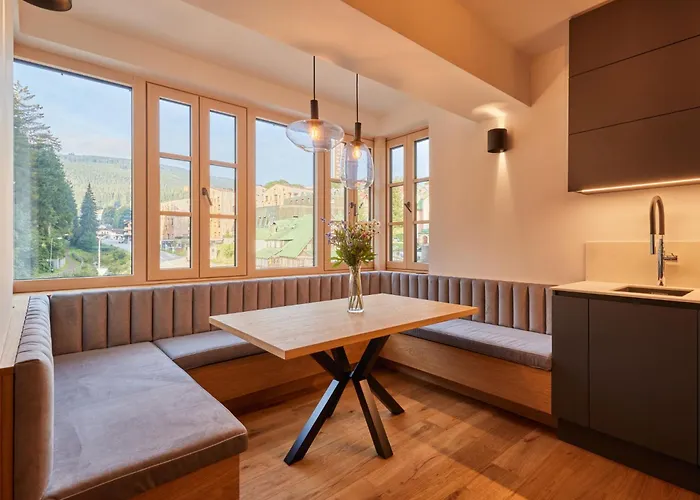 Summit View Lounge & Alcove By Interhome * بيك بود سنيزكو
